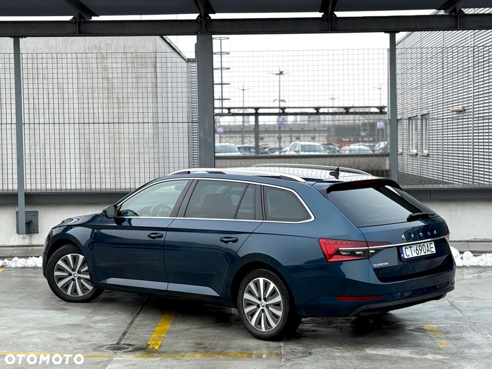 Skoda Superb 2.0 TDI SCR Style DSG - 9