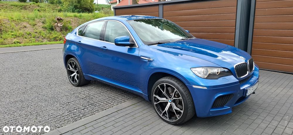 BMW X6M - 10