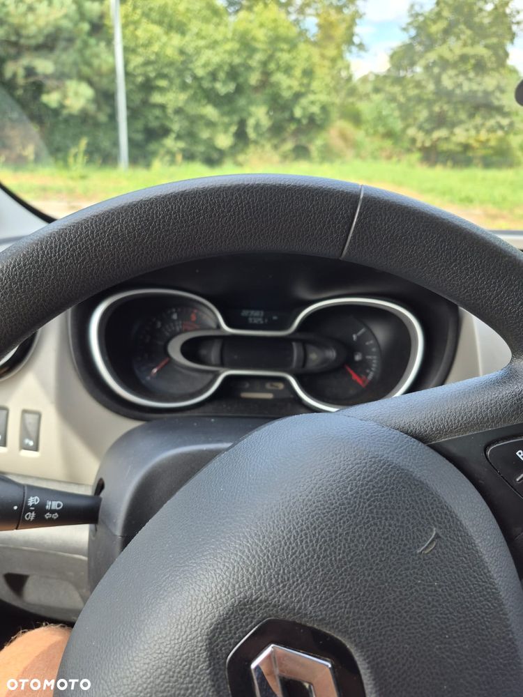 Renault Trafic - 24