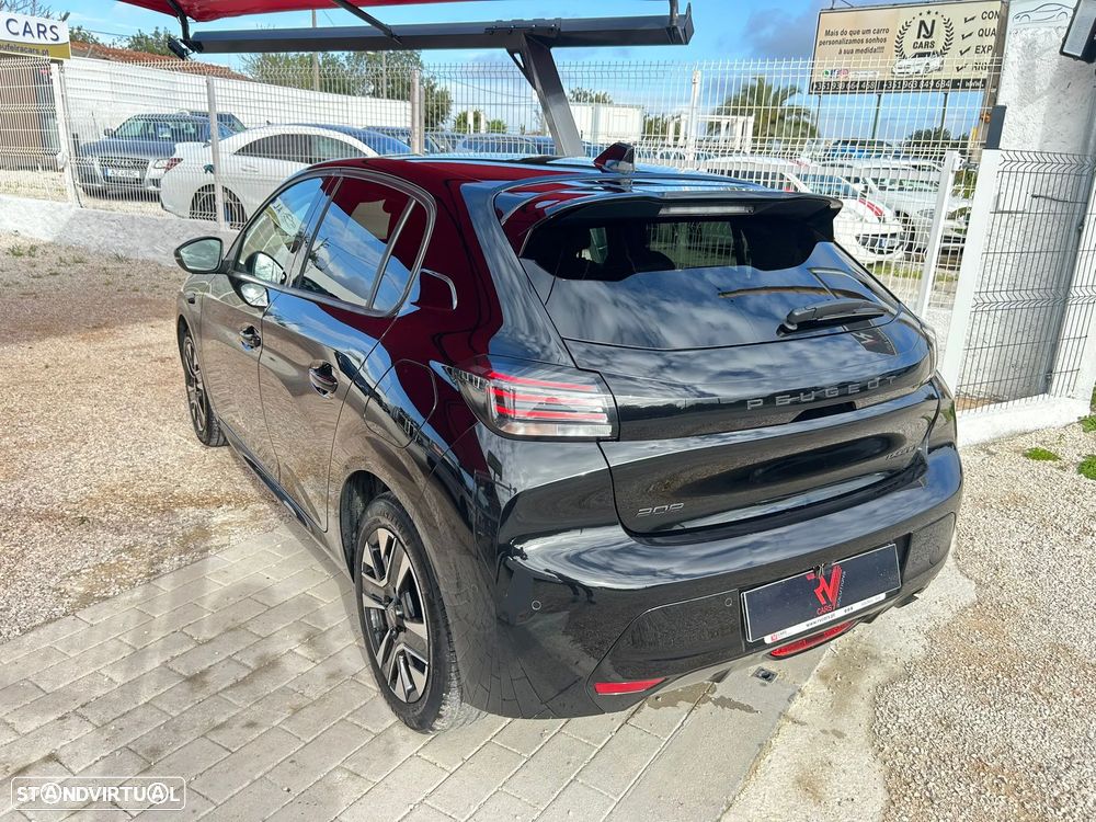 Peugeot 208 1.2 Hybrid Allure e-DCS6 - 19