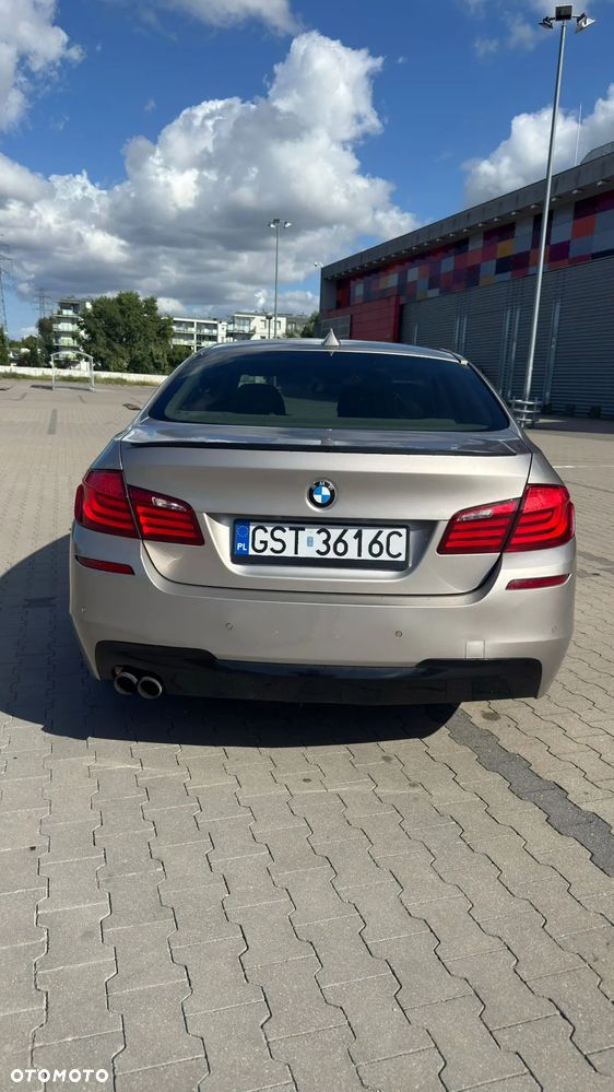 BMW Seria 5 520i - 5