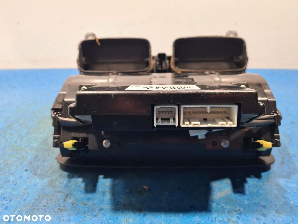 TOYOTA AVENSIS WYŚWIETLACZ RADIA / GPS - 7