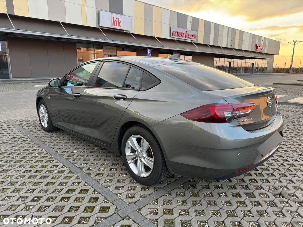 Opel Insignia 1.6 CDTI - 10