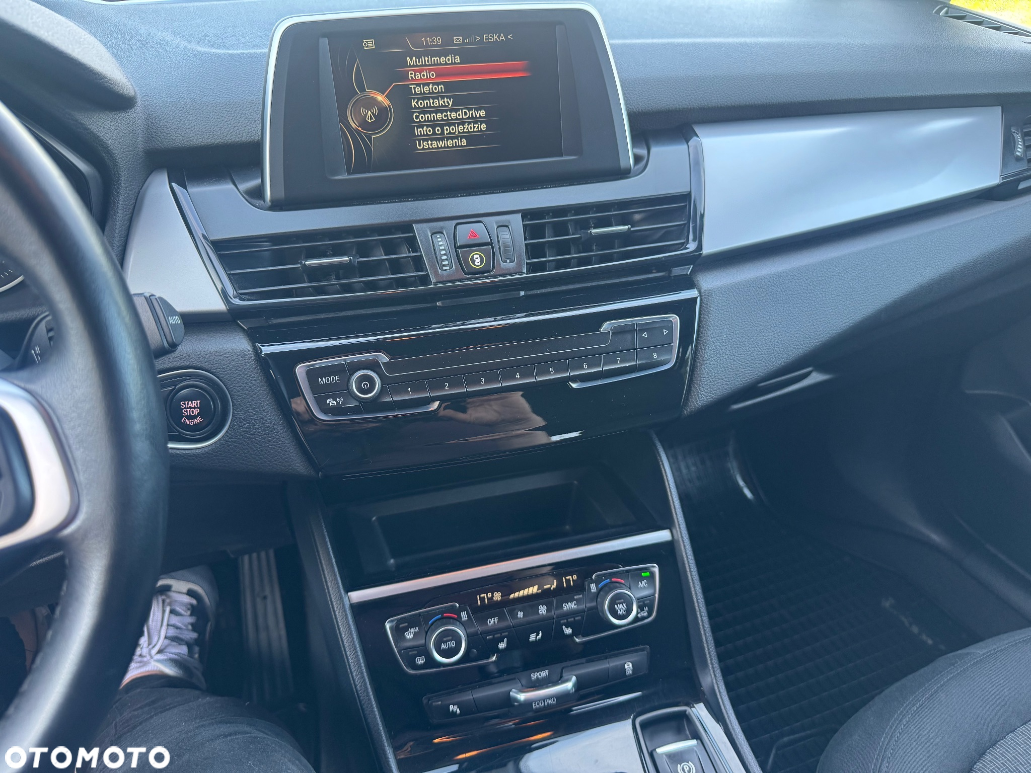 BMW Seria 2 218d - 7