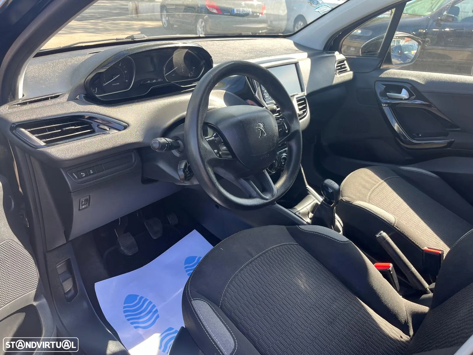 Peugeot 208 1.6 BlueHDi Active - 6