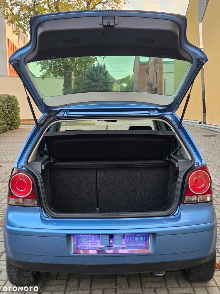 Volkswagen Polo 1.2 Comfortline - 31
