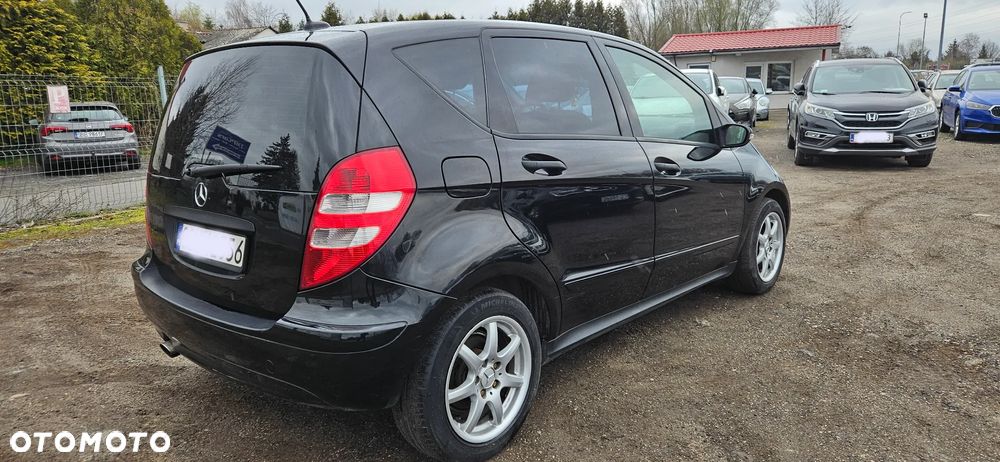 Mercedes-Benz Klasa A 150 Classic Edition 10 - 4