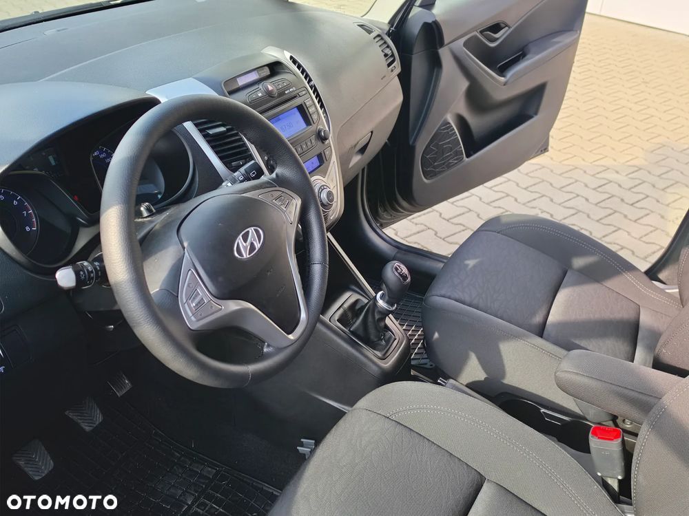Hyundai ix20 1.6 blue Comfort - 14