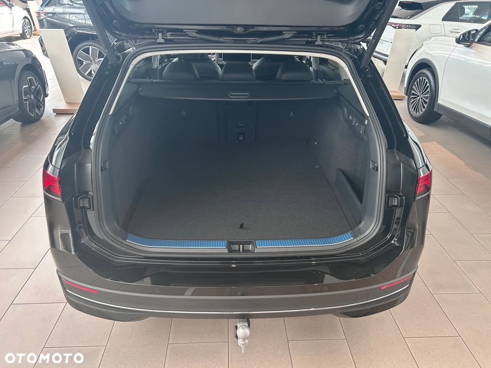 Volkswagen Passat - 10