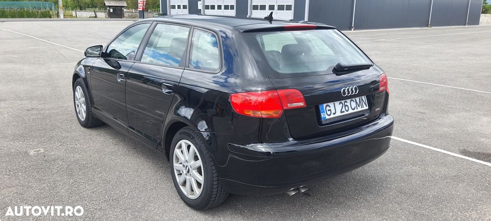 Audi A3 1.9 TDI Ambiente - 2