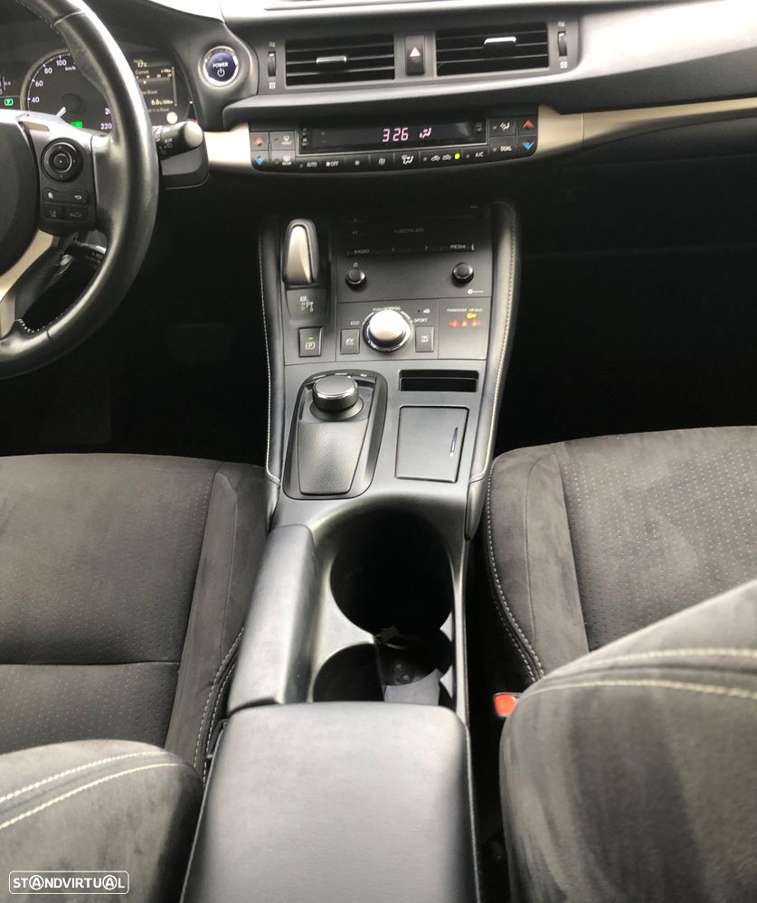 Lexus CT 200h Executive - 21