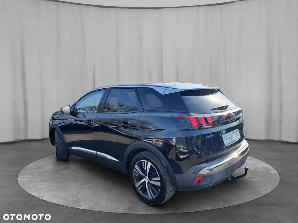 Peugeot 3008 1.2 PureTech Allure - 4