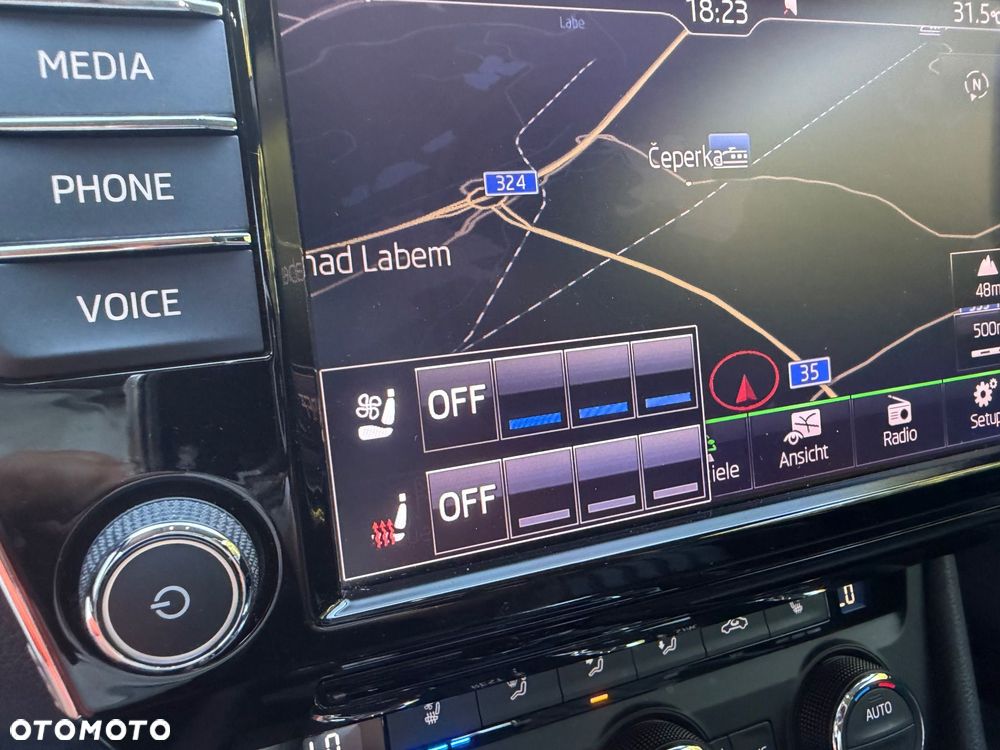 Skoda Superb 2.0 TDI 4x4 DSG L&K - 26