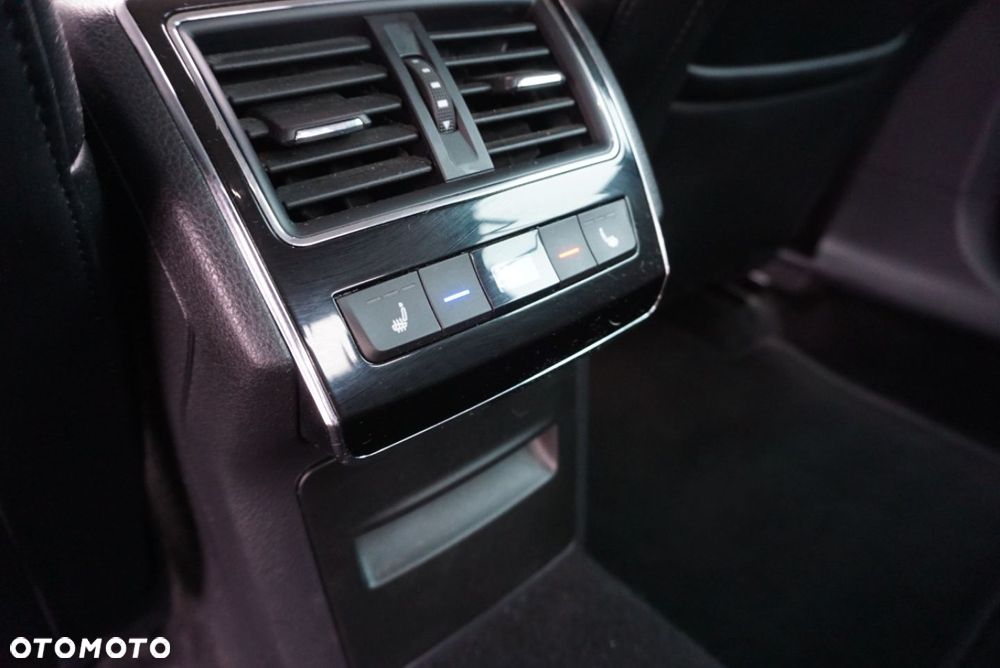 Skoda Superb 2.0 TSI 4x4 L&K DSG - 12