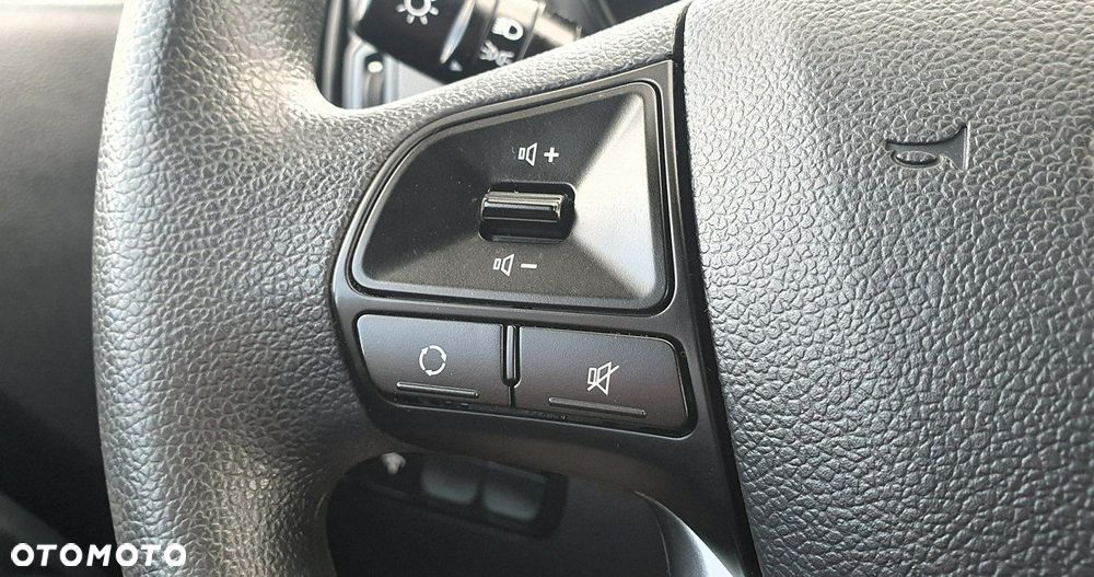 Kia Rio - 9