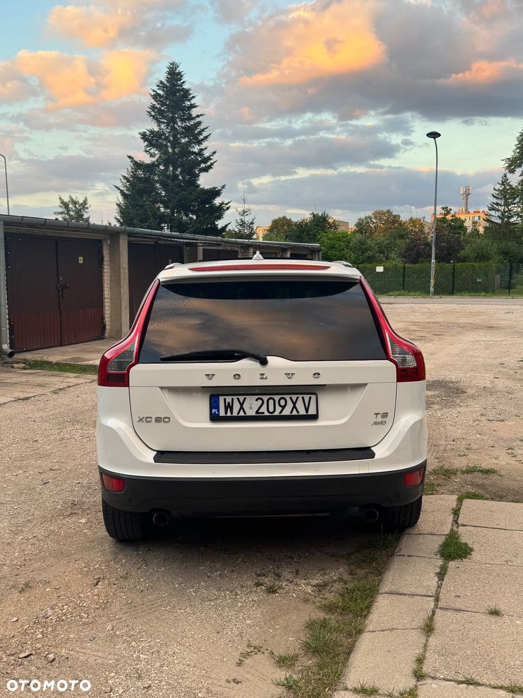 Volvo XC 60 T6 AWD Momentum - 5
