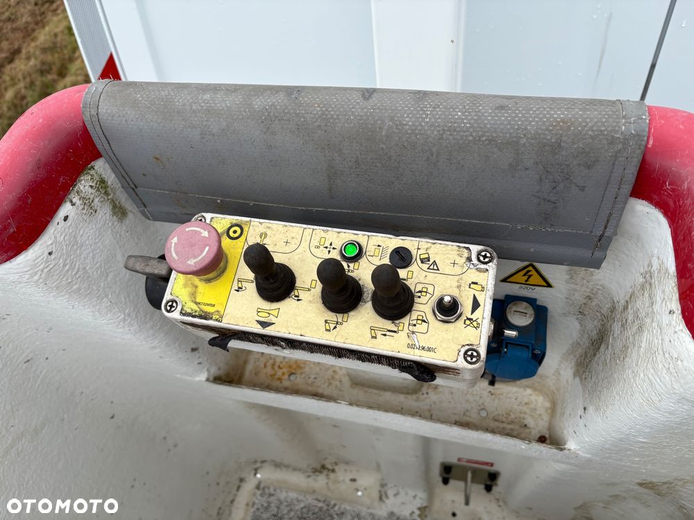 Renault MASTER 145dCi/Podnośnik koszowy/12M/Klima/Super stan - 28