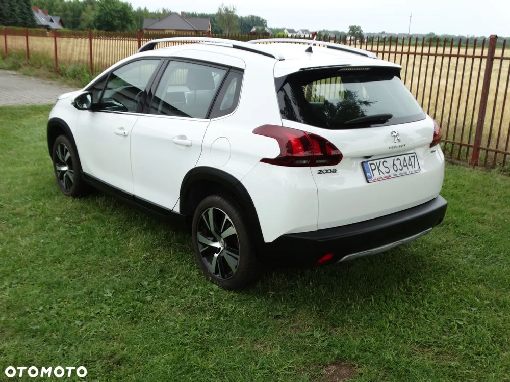 Peugeot 2008 - 9