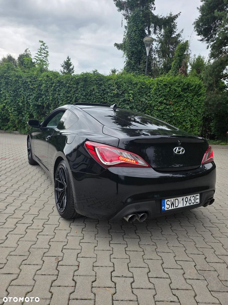 Hyundai Genesis - 3