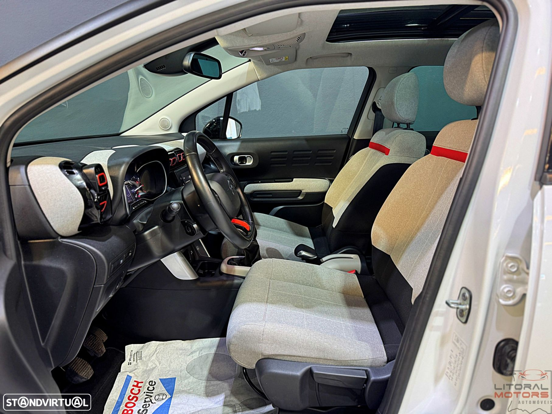 Citroën C3 Aircross 1.2 PureTech Shine - 14