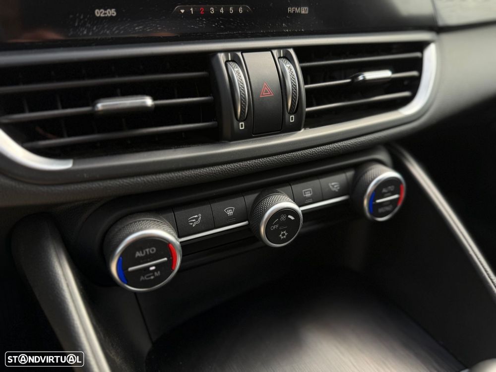 Alfa Romeo Giulia 2.2 D Super AT8 - 39