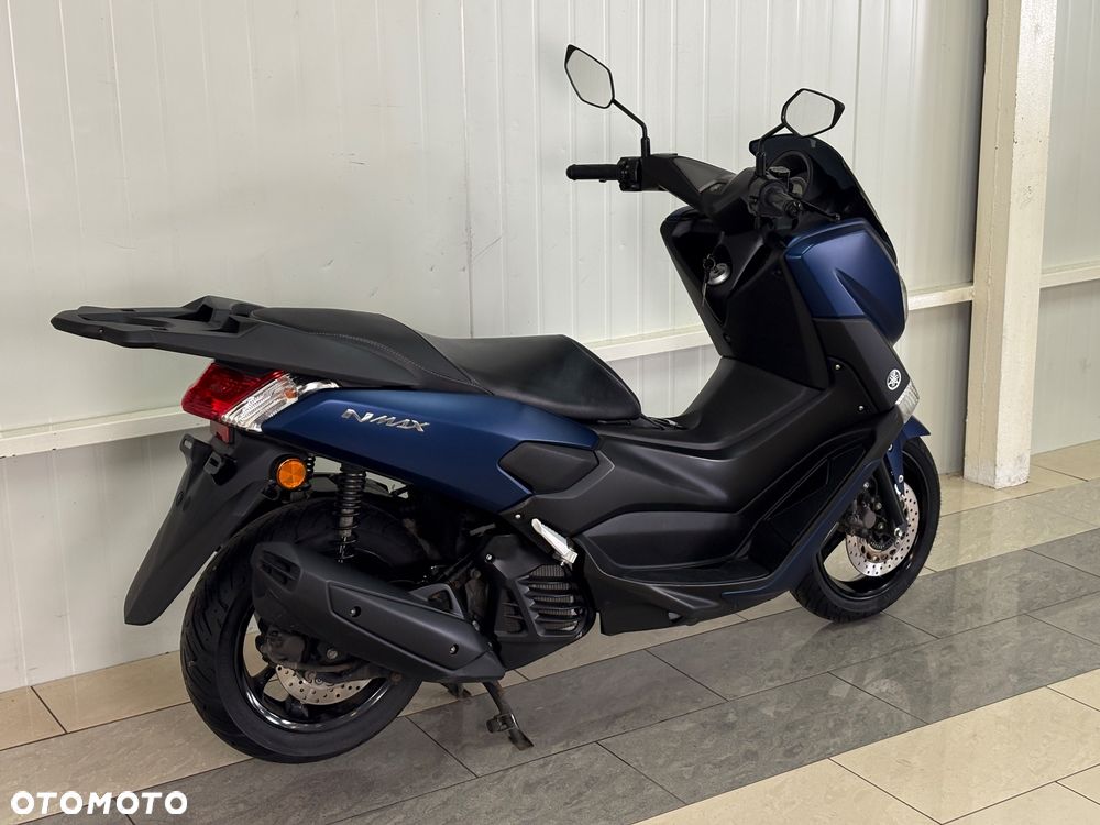 Yamaha NMAX - 4