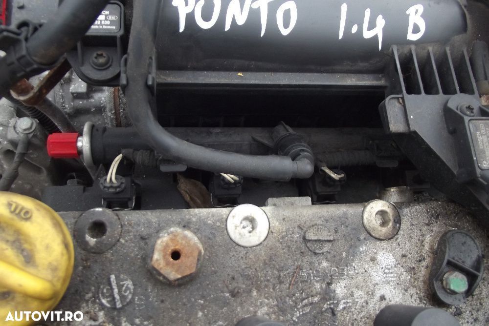 Rampa injectoare Fiar Grande Punto 1.4 benzina Fiat Panda dezmembrez - 1