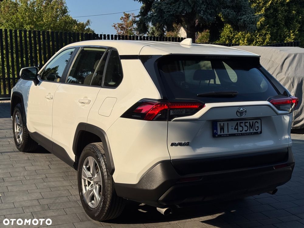 Toyota RAV4 - 5