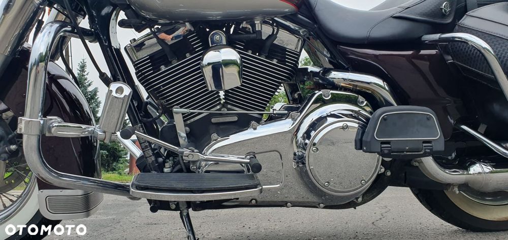 Harley-Davidson Touring Road King - 15