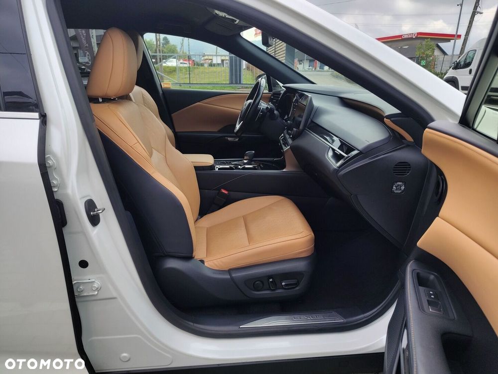 Lexus RX - 6