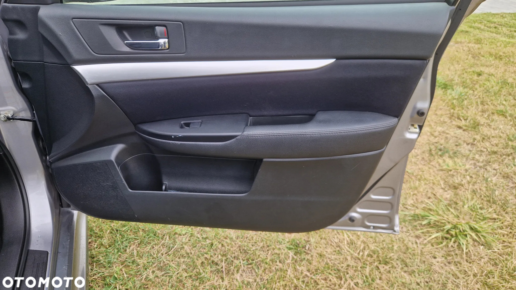 Subaru Legacy Kombi 2.0i Comfort - 34