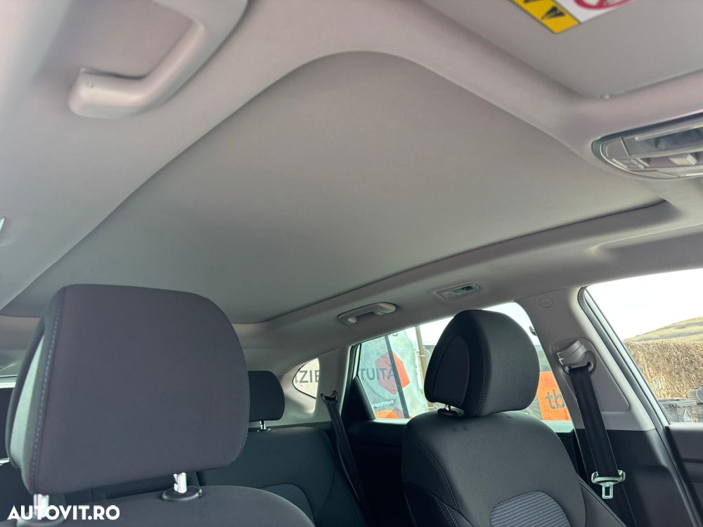 Hyundai Tucson 2.0 CRDI 4WD Automatik Style - 32