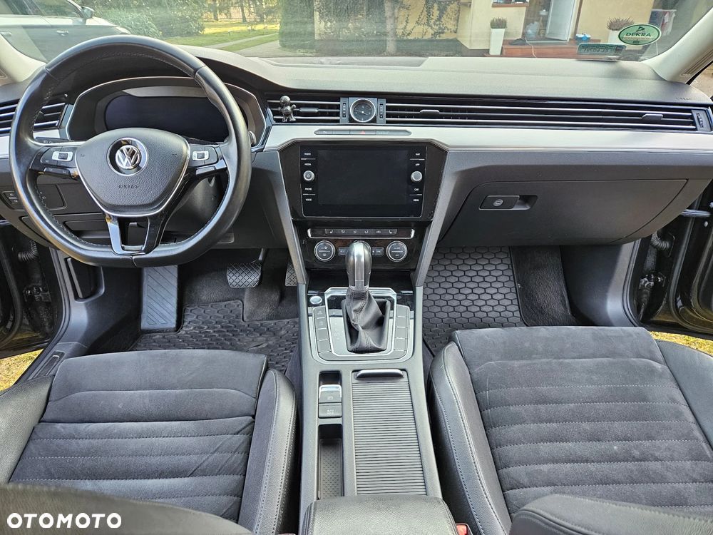 Volkswagen Passat 2.0 TDI 4Mot Elegance DSG - 15