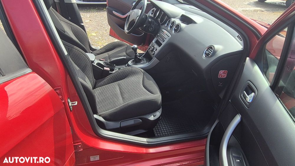 Peugeot 308 HDi FAP 110 Family - 9