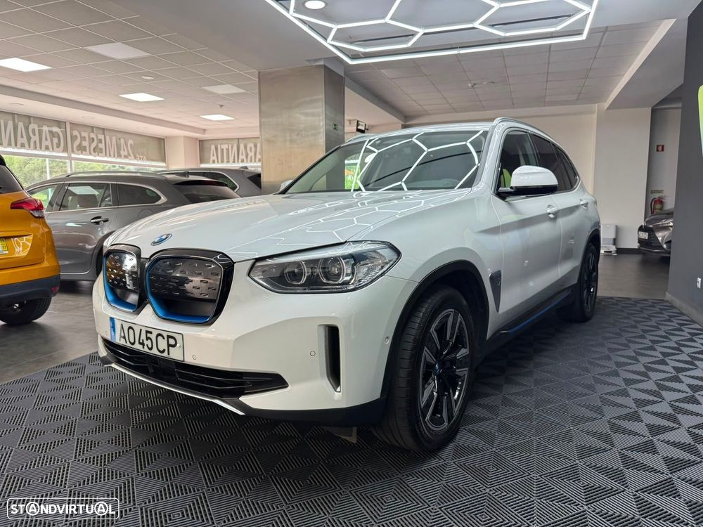 BMW iX3 Impressive - 13
