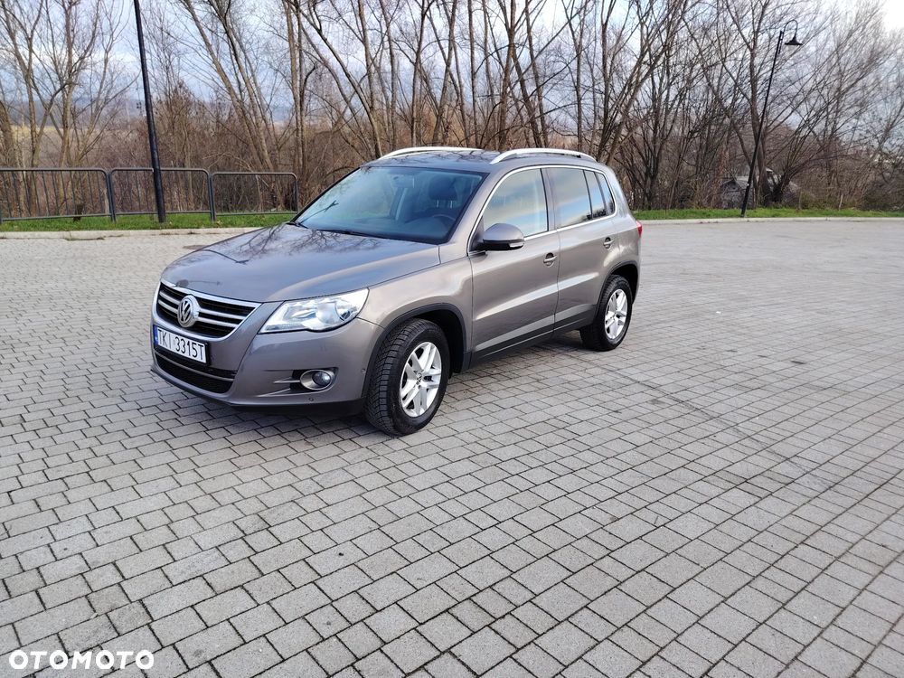 Volkswagen Tiguan 2.0 TDI DPF BlueMotion Technology Trend & Fun - 1