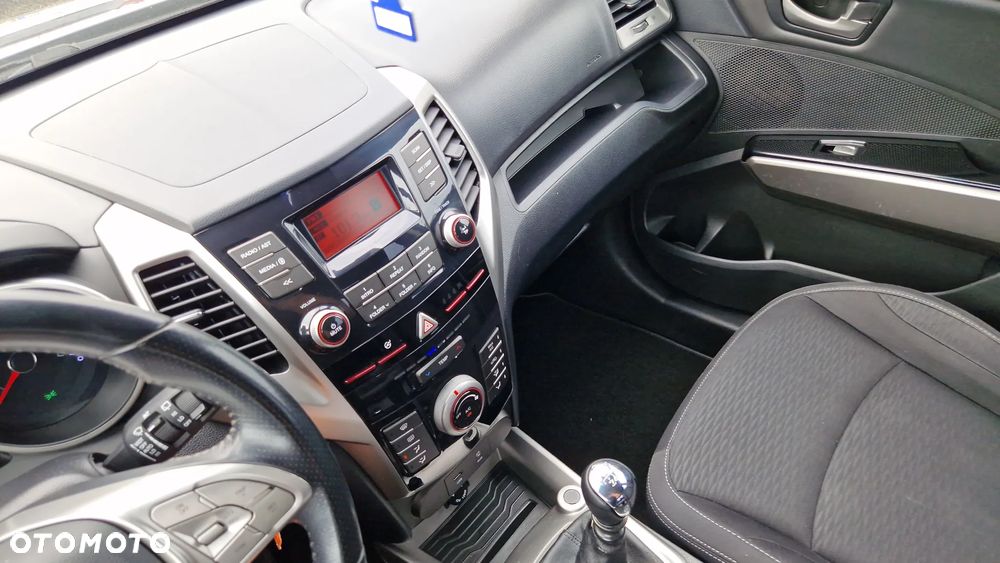 SsangYong/KGM Tivoli 1.6 Onyx - 12