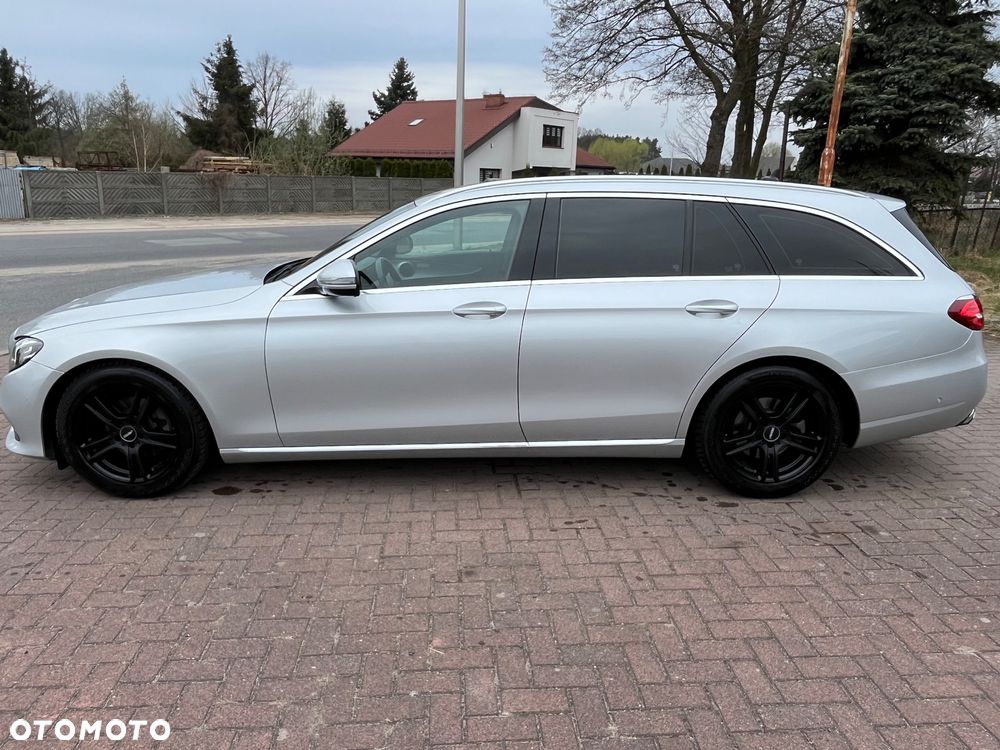 Mercedes-Benz Klasa E 220 d 9G-TRONIC - 18