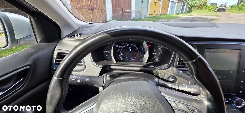 Renault Megane TCe 140 GPF EDC INTENS - 7