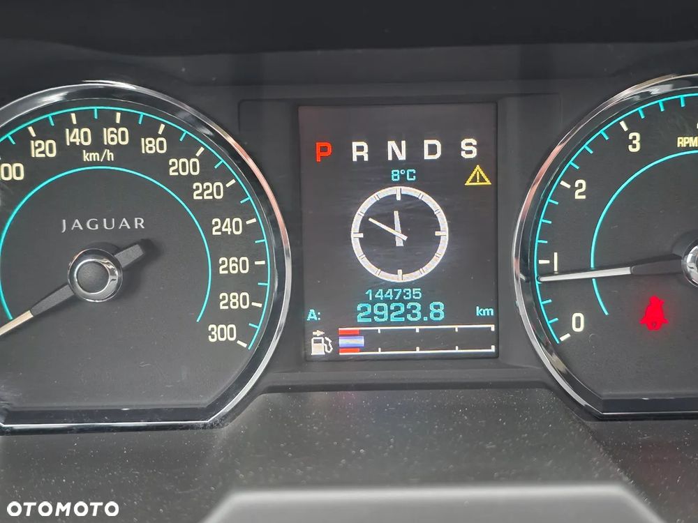 Jaguar XF 3.0 T R-Sport - 21