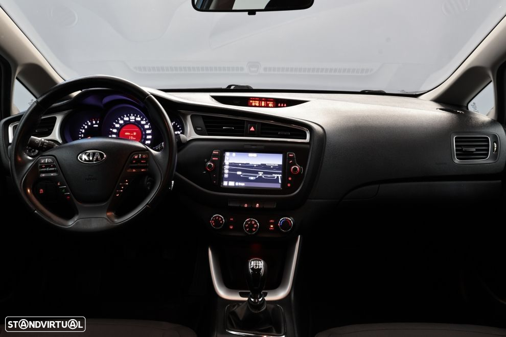 Kia Ceed SW 1.6 CRDi Nav Line - 20