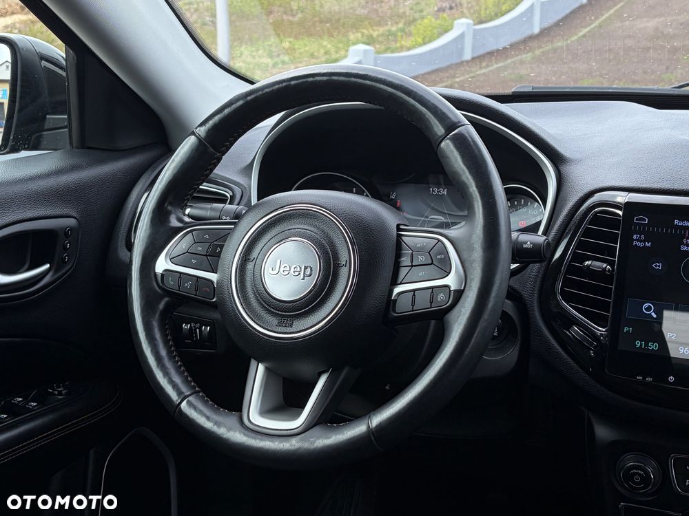 Jeep Compass - 17