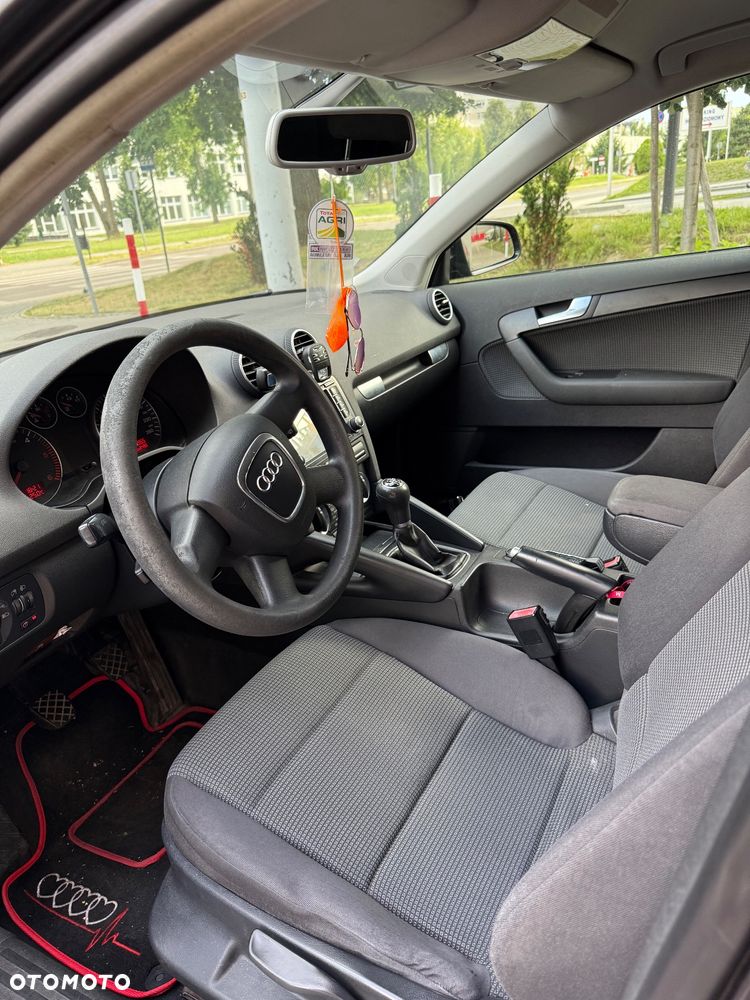 Audi A3 Sportback - 13