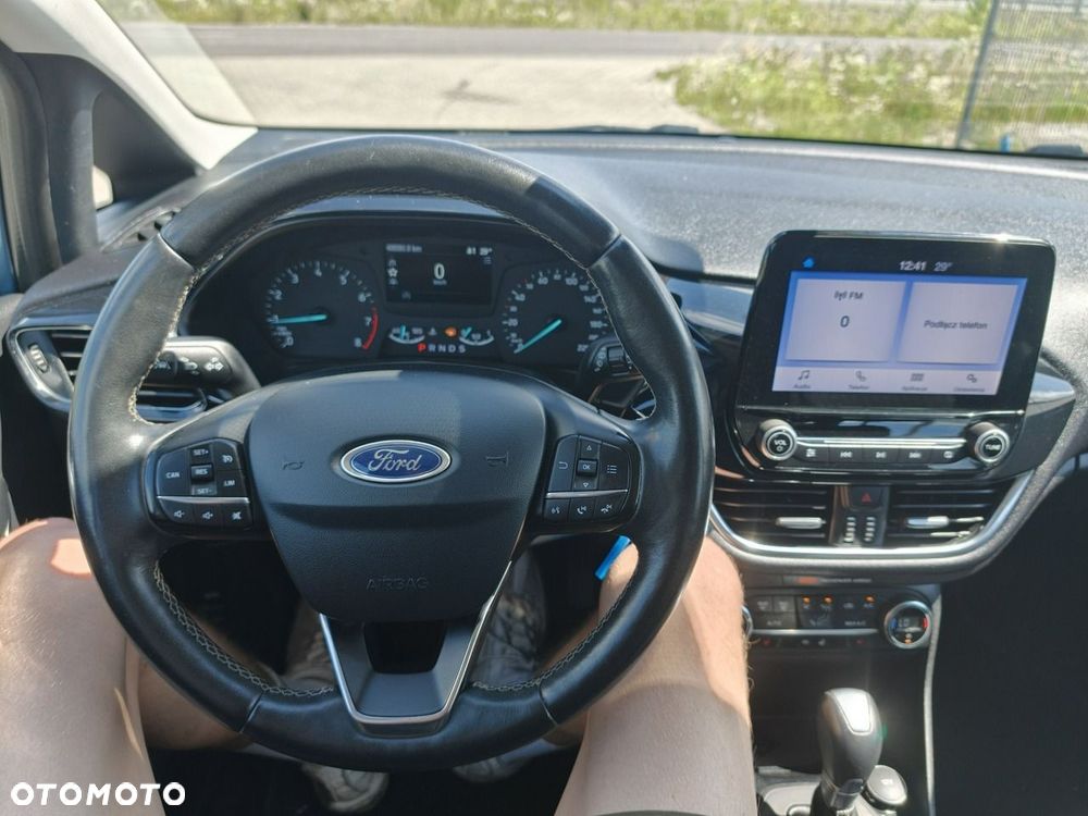 Ford Fiesta - 22