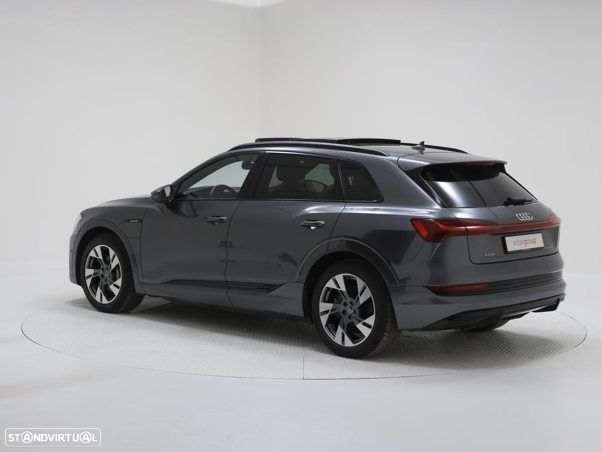 Audi e-tron 50 quattro - 4