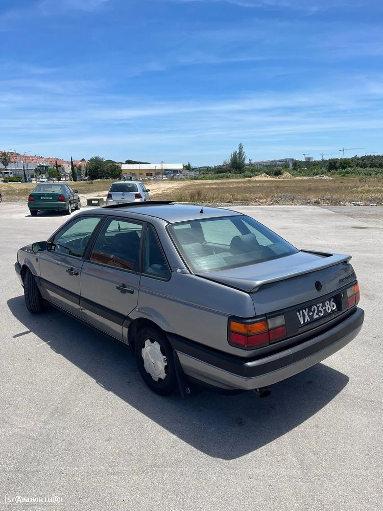 VW Passat 1.6 GL TD - 3