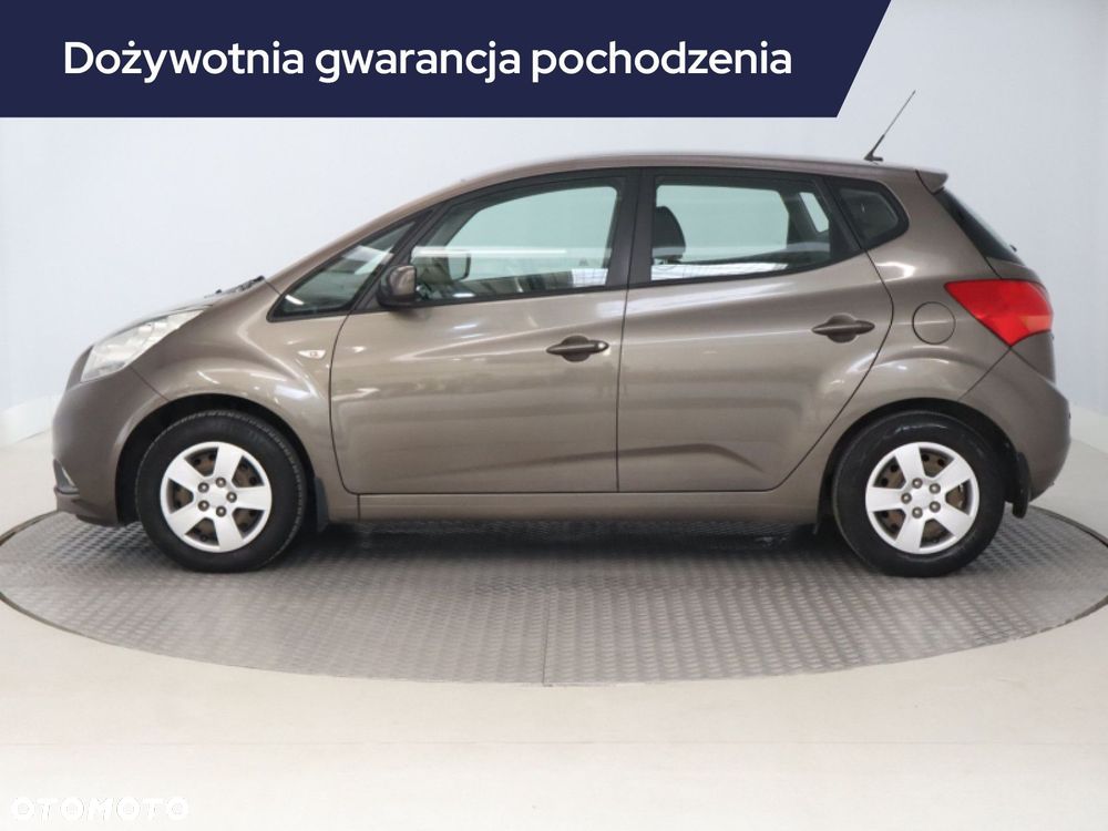 Kia Venga - 4