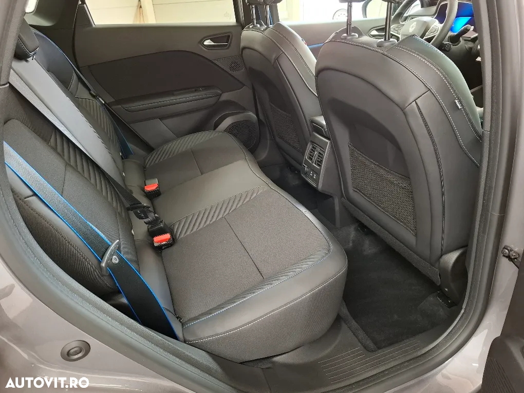 Renault Symbioz - 12