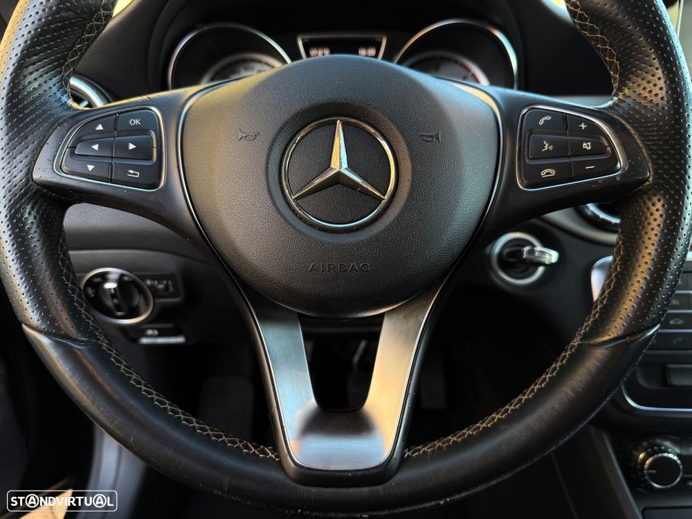 Mercedes-Benz CLA 180 d Shooting Brake - 15