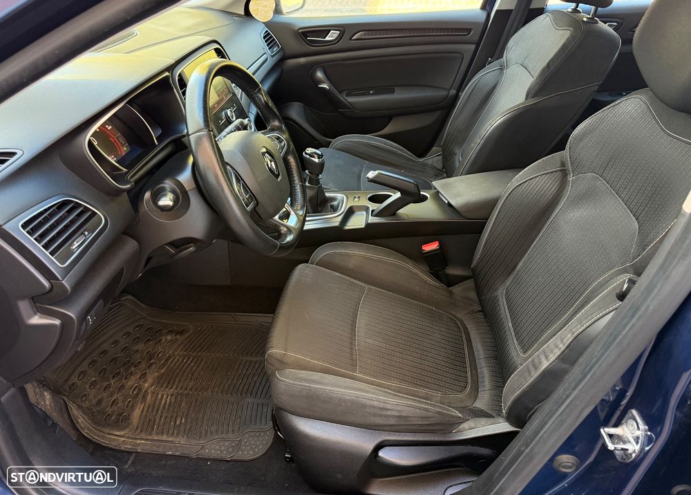 Renault Mégane Sport Tourer 1.5 dCi Zen ECO - 12